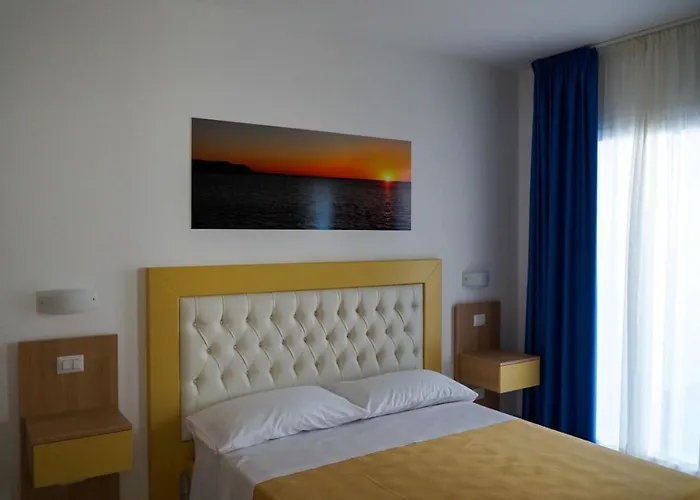 Alojamento de Acomodação e Pequeno-almoço Mareluce Porto Cesareo