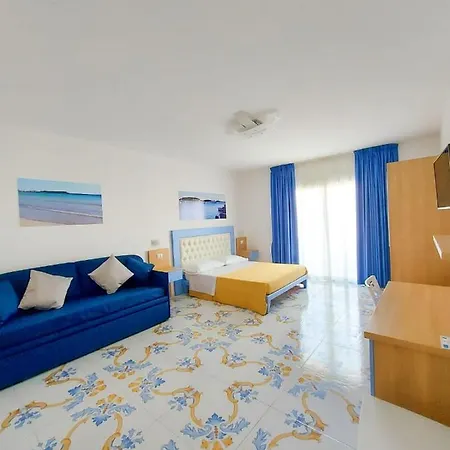 Mareluce 4*