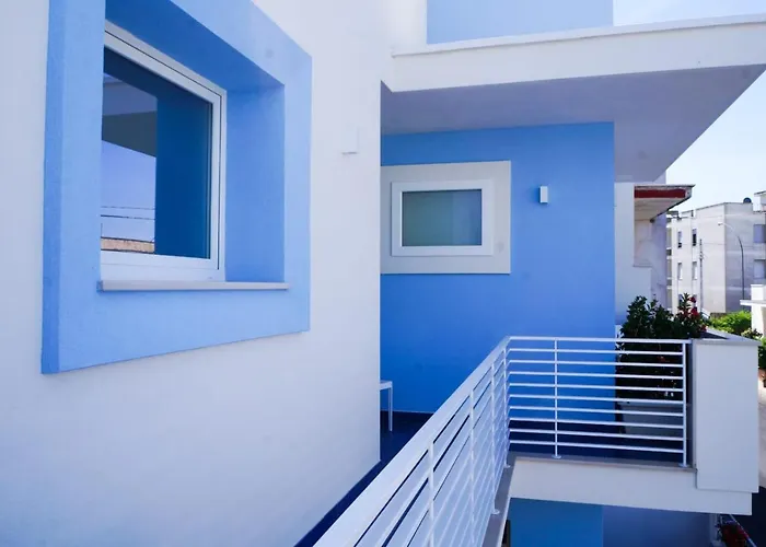 לינה וארוחת בוקר Mareluce פורטו צ'זראו